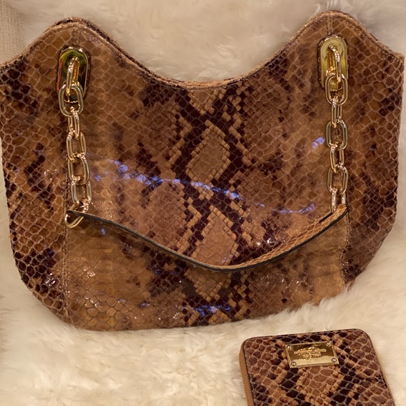 Michael kors python purse and wallet - Picture 6 of 7